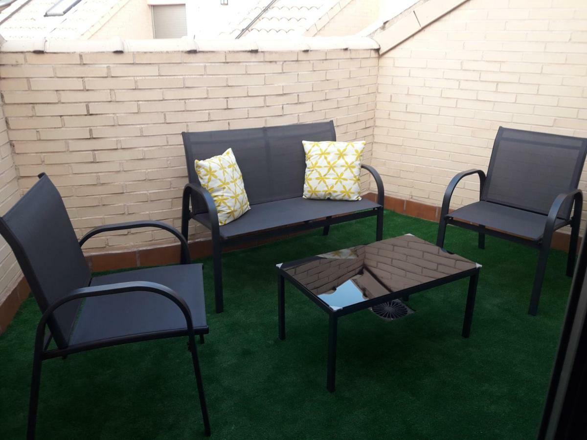 Appartamento Apartamento ÁTICO Valdepeñas Esterno foto